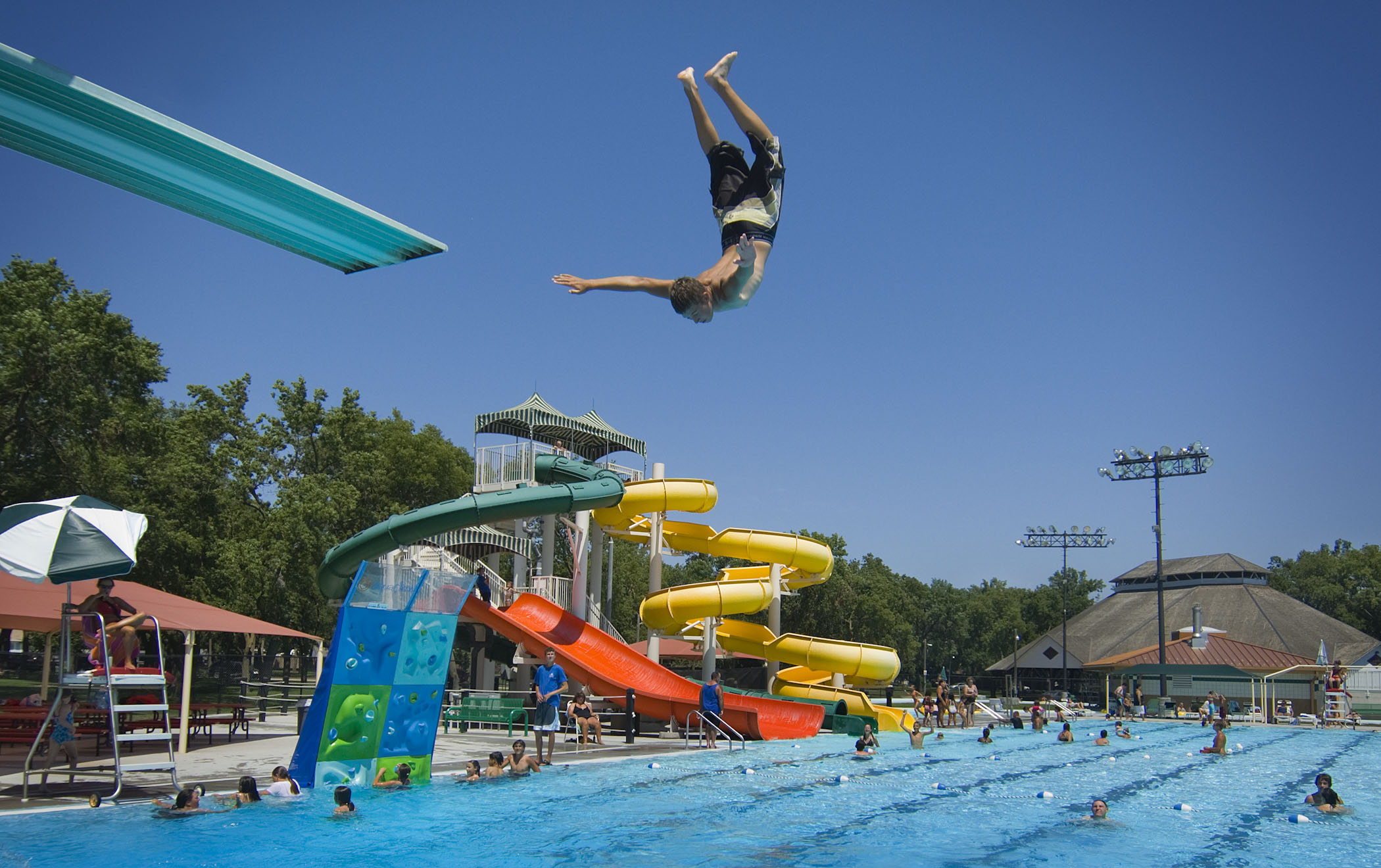 hotels in hastings ne with indoor pool