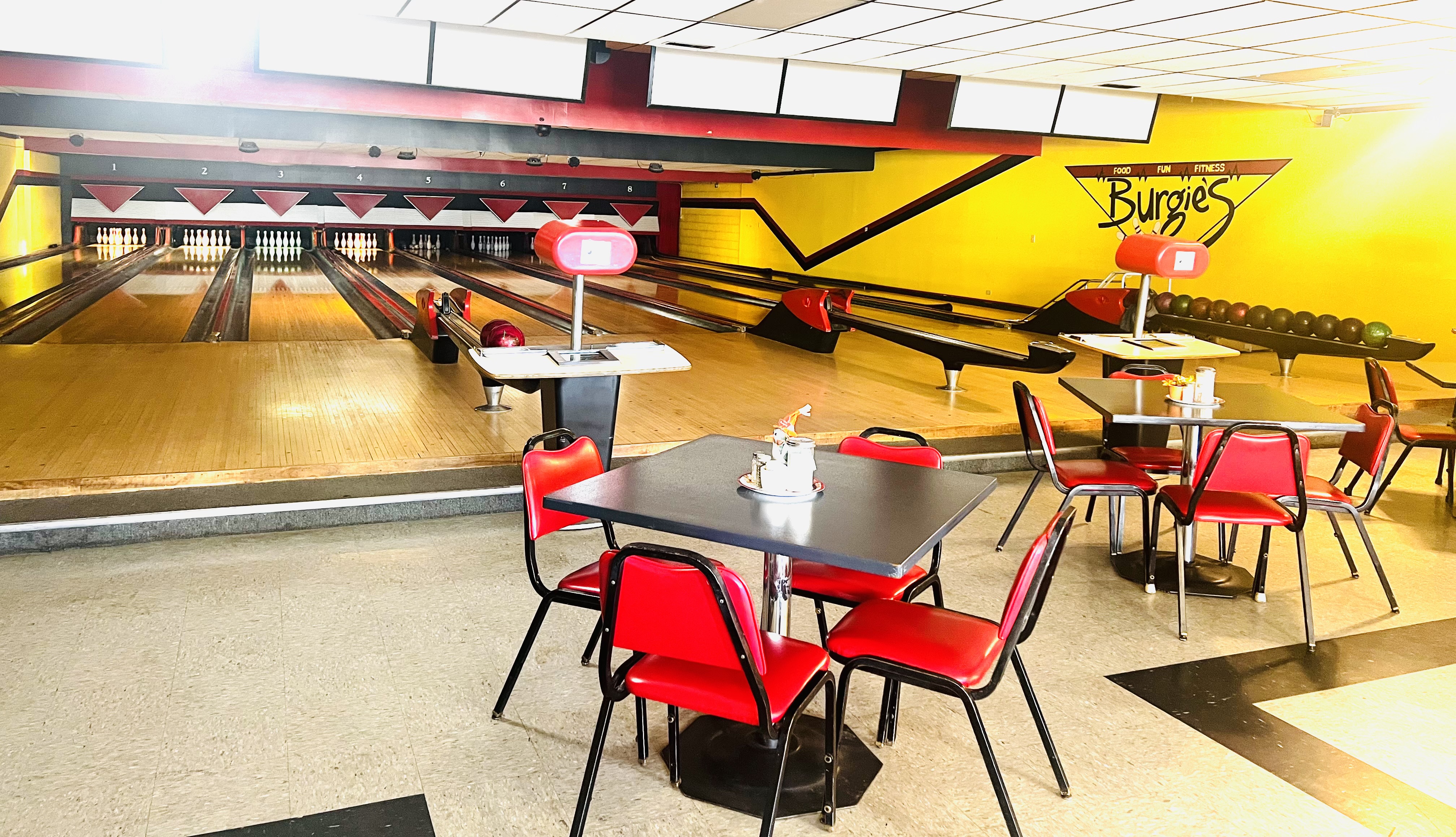 Burgie's Bowling