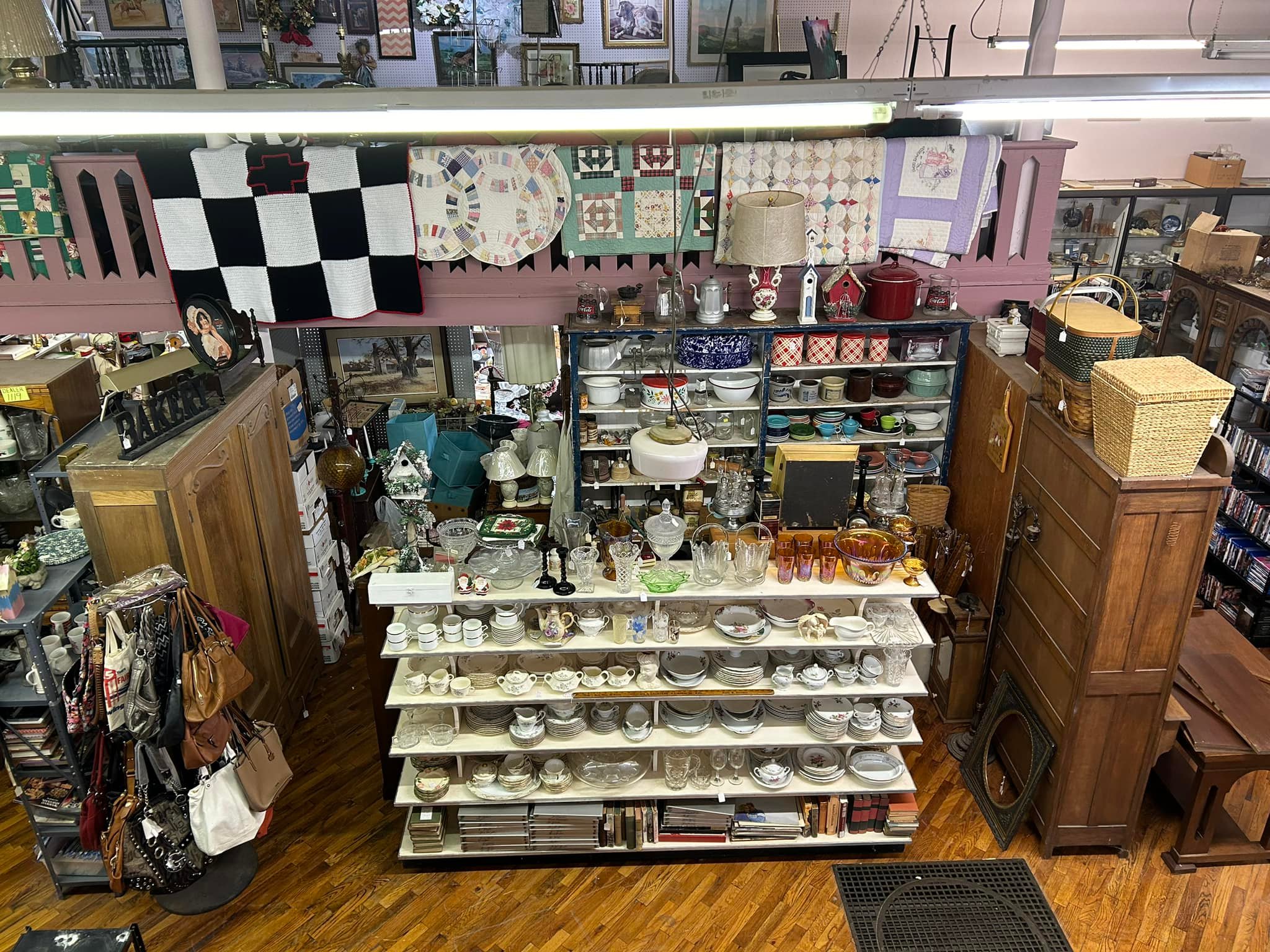 Memories & More Antique Mall