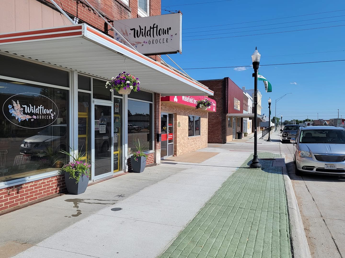 Outside view of Wildflour Grocer.