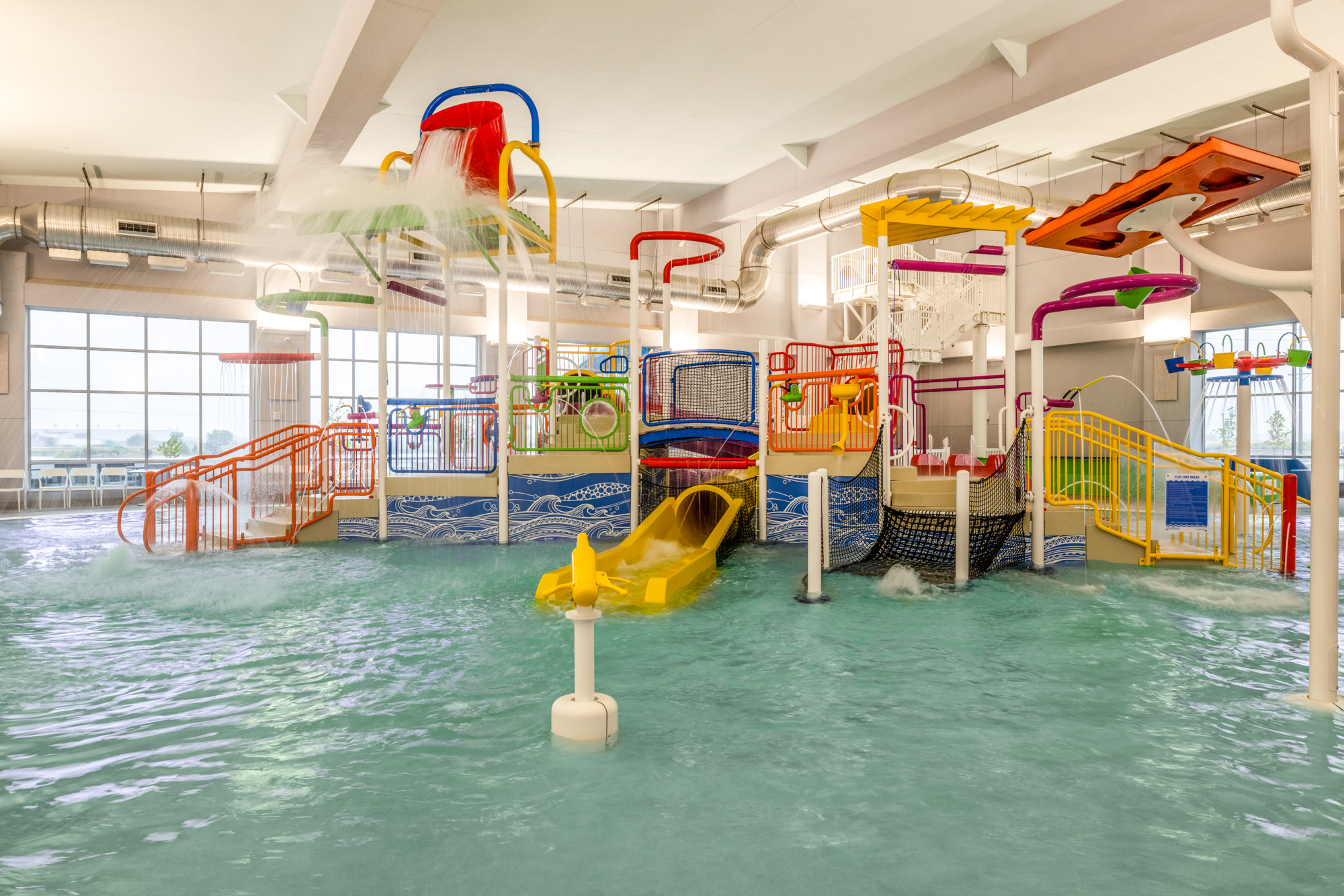 At waterpark at Crowne Plaza awaits visitors with a water playground full of adventure in Kearney, NE.