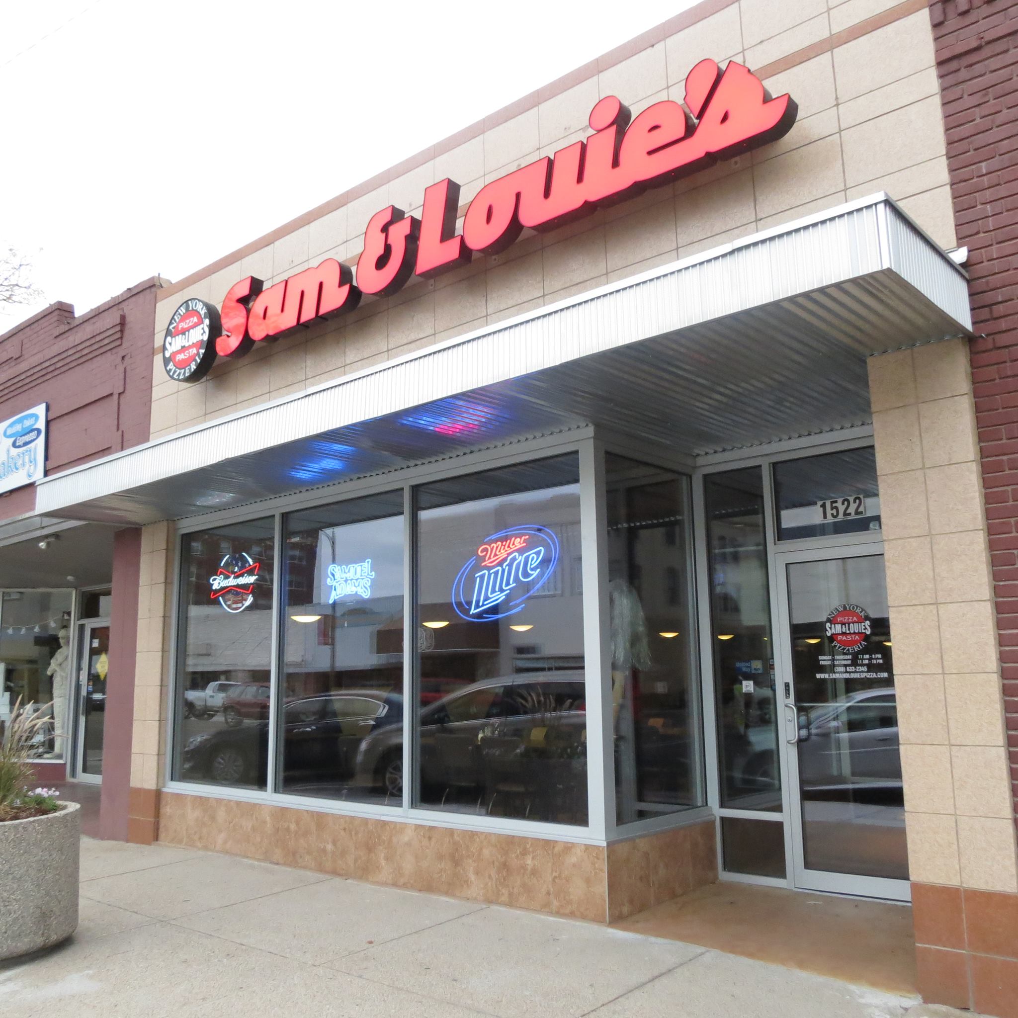 Sam & Louie's (Scottsbluff)