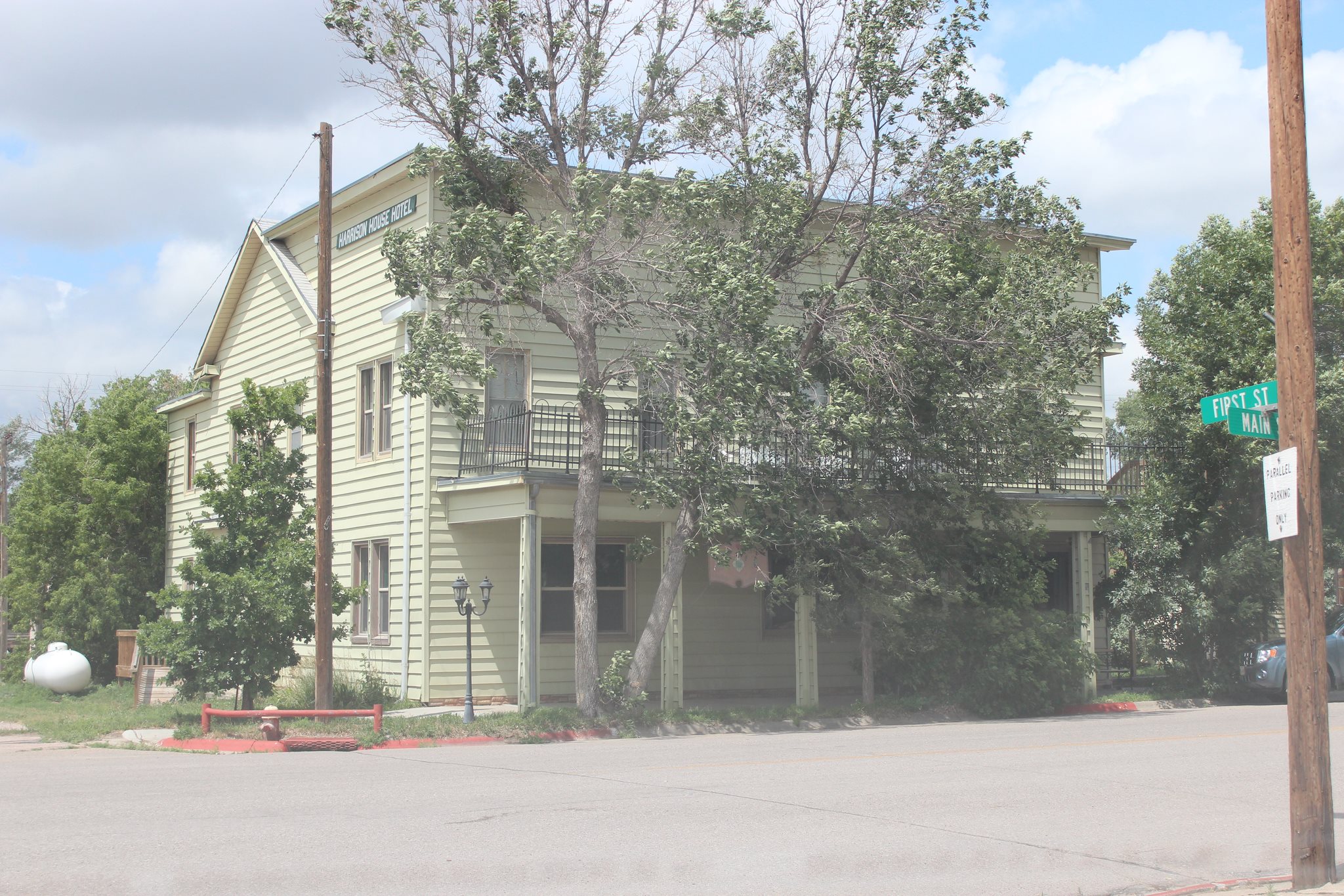 Harrison House Hotel (Harrison)