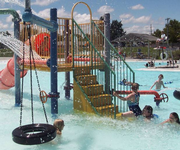 Family Aquatic Center (Lexington)