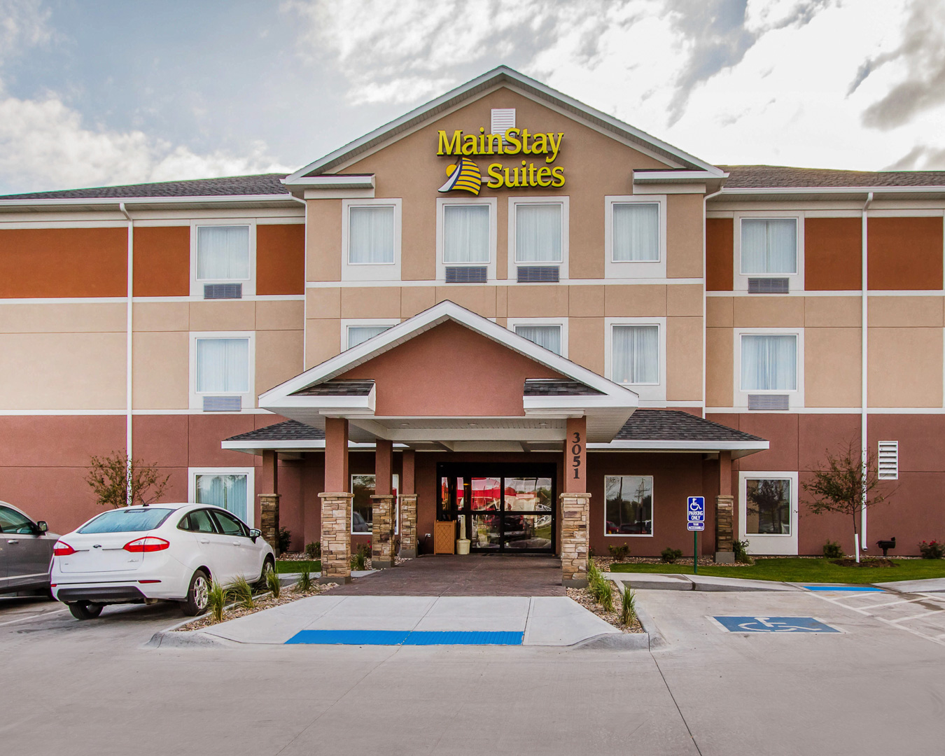 Mainstay Suites