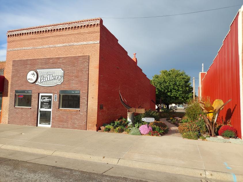 Outside view of The Jeremy Hansen Gallery at the Herald and Sculpture Garden.
