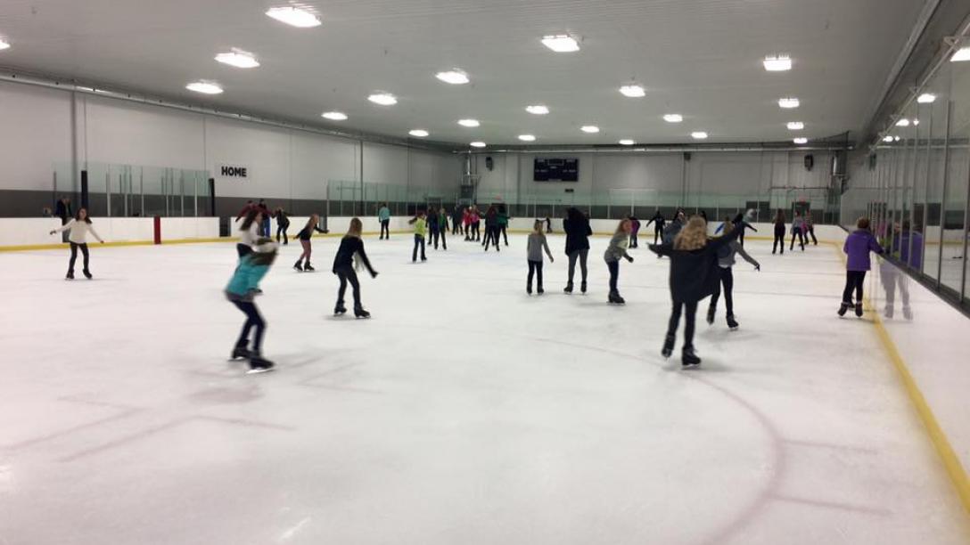 Grover Ice Omaha S Midtown Ice Rink Visitnebraska Com