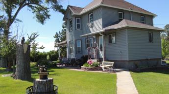 LODGING & HUNTING